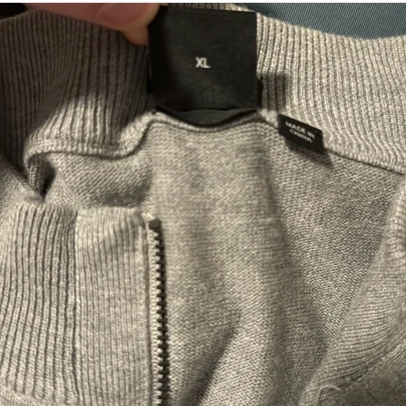 Hugo Boss Men's Quarter Zip-Up Gray Sweater XL - Picture 9 of 10